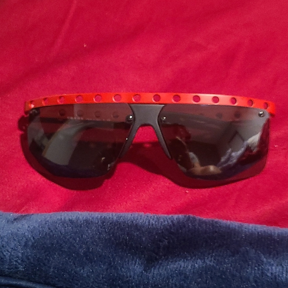 Authentic Unisex Prada sunglasses
